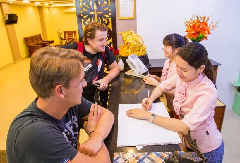 هتل Golden Gate China Town