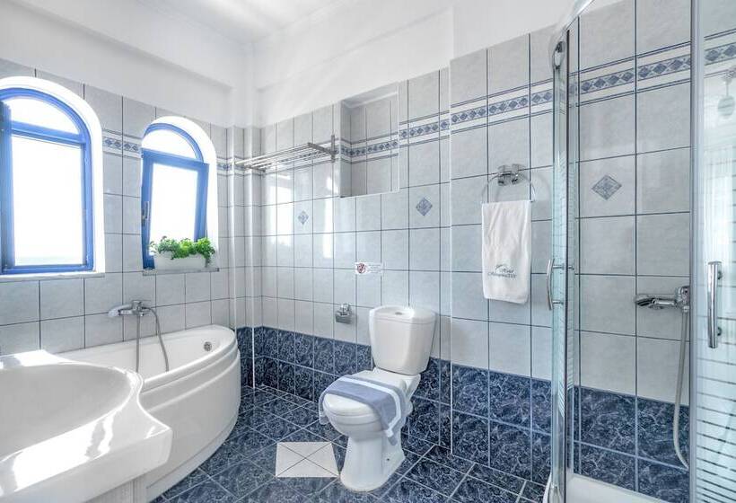 ホテル Mesogeios 2000