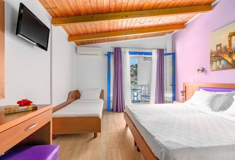 ホテル Mesogeios 2000