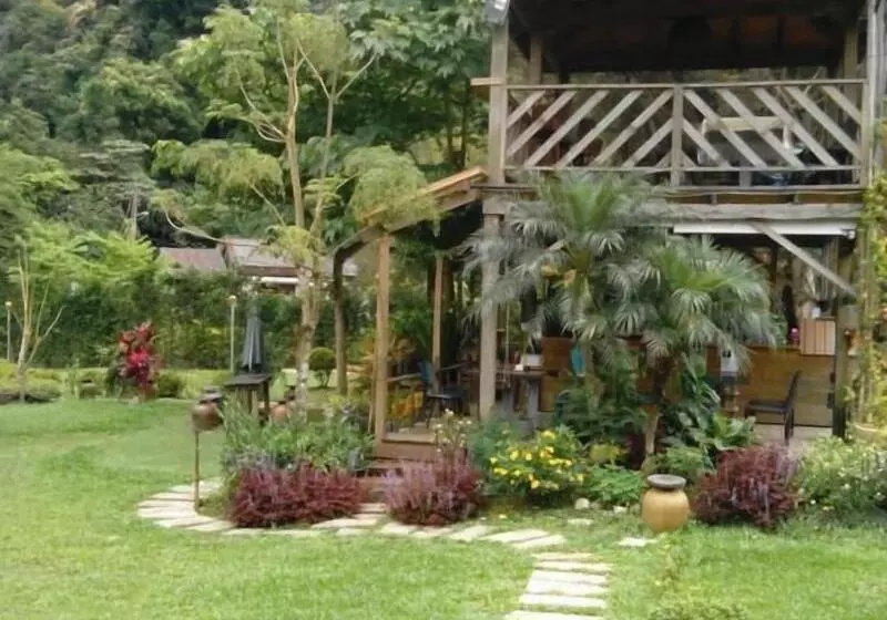 پانسیون Lohas Gallery Long Stay Hostel