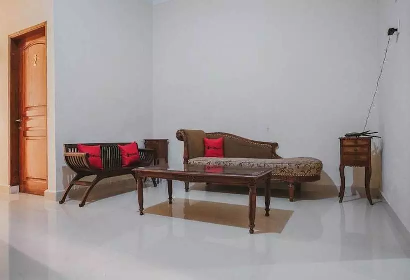 ペンション Reddoorz Near Ringroad City Walks Medan