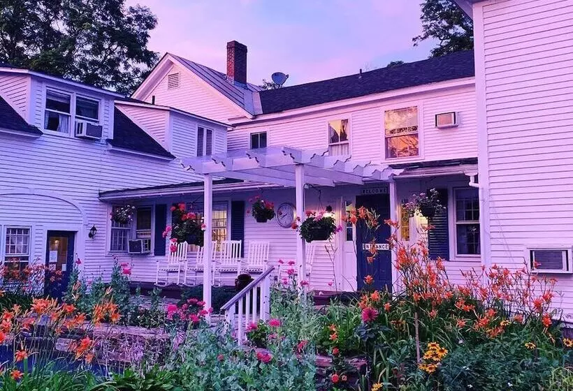 Aamiaismajoitus (B&B) Dowds Country Inn