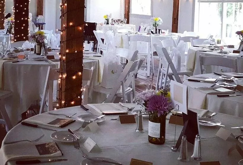 Aamiaismajoitus (B&B) Dowds Country Inn