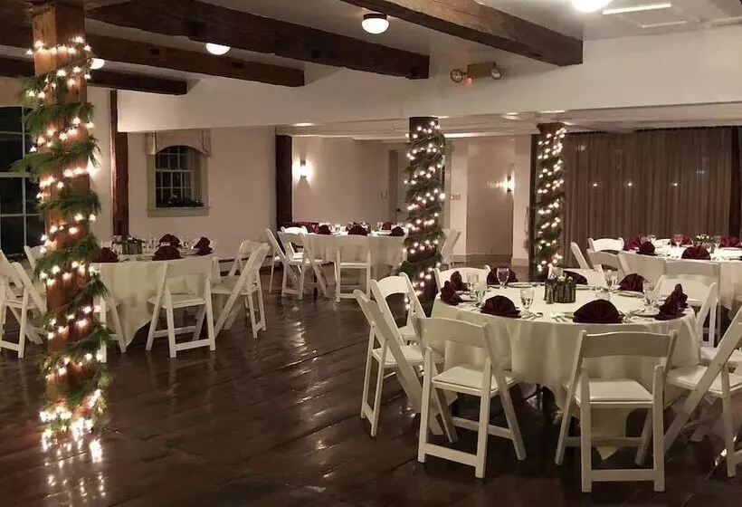 Aamiaismajoitus (B&B) Dowds Country Inn