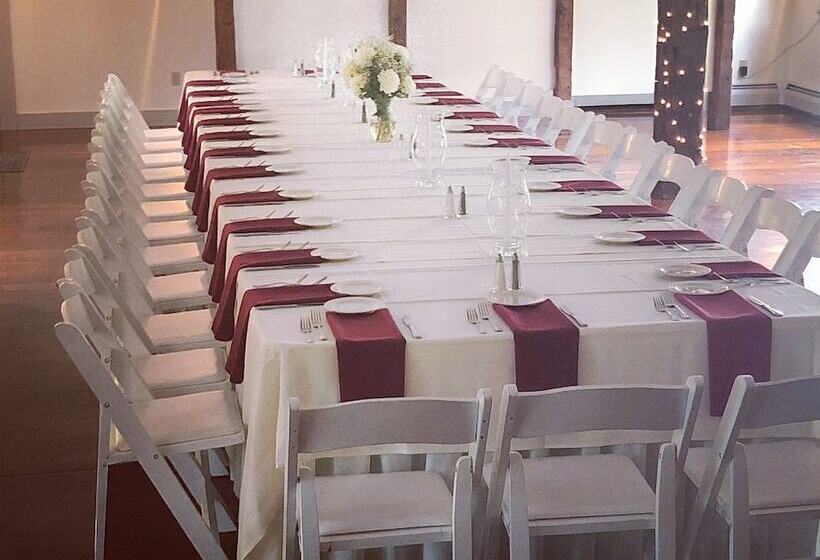 ベッドアンドブレックファースト Dowds Country Inn