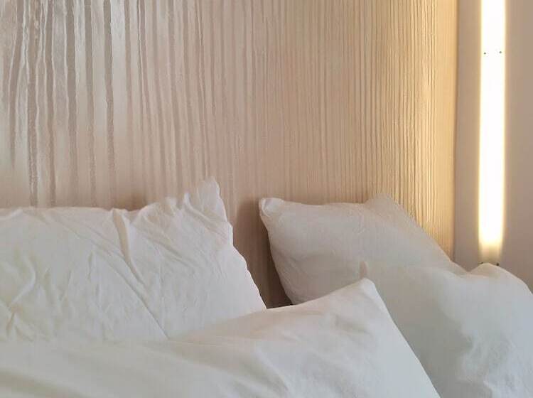 פונדק Club Da Baia