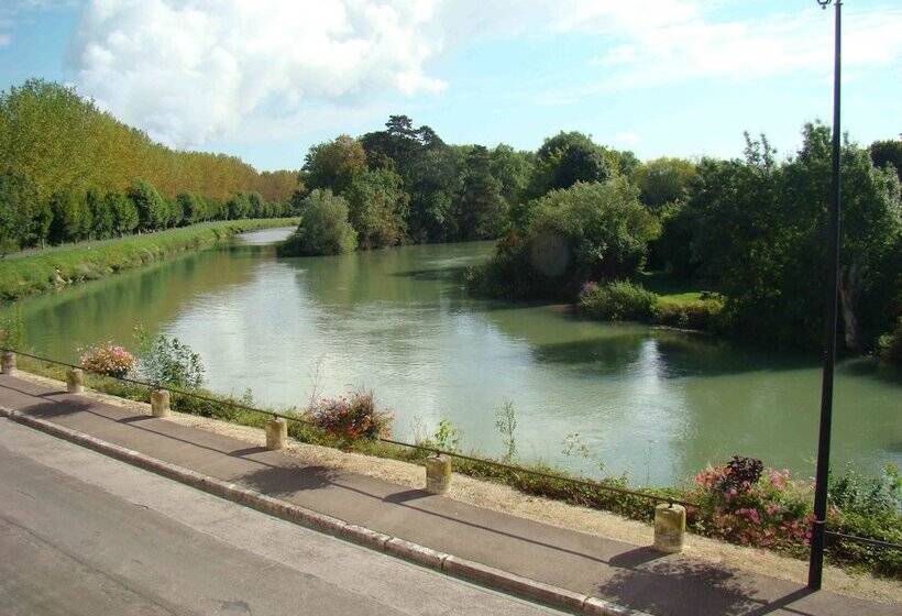 호텔 A La Belle Dame