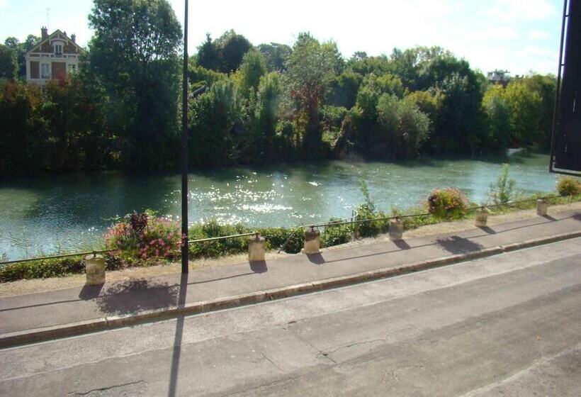 호텔 A La Belle Dame