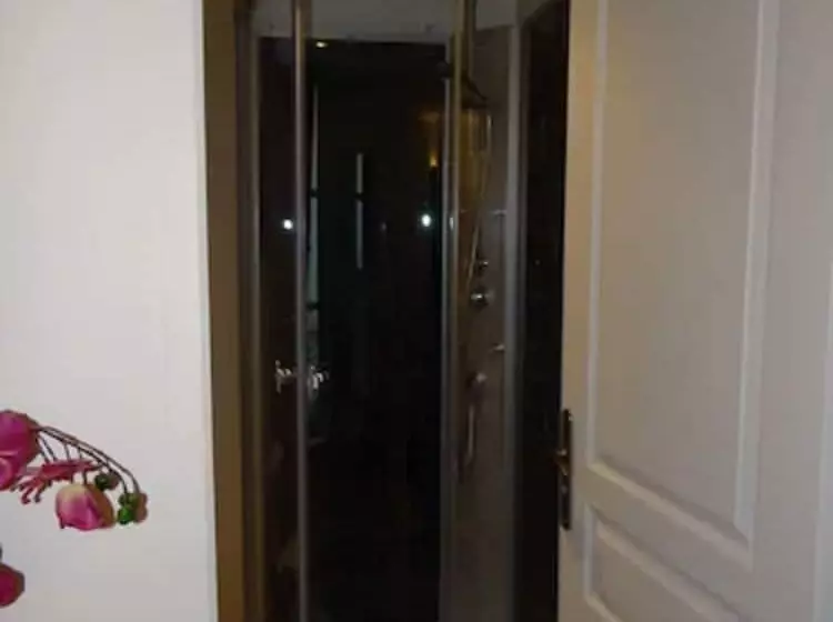 ホテル A La Belle Dame