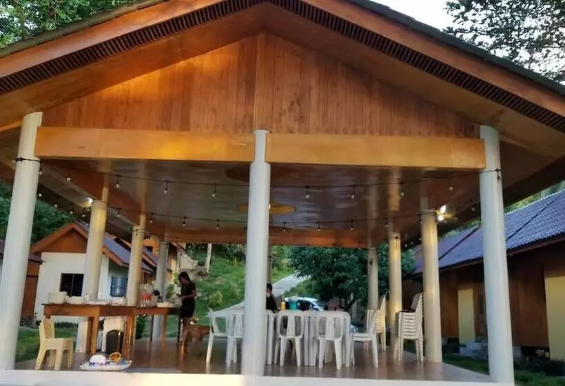 Hotelli Aundanao Oasis Beach