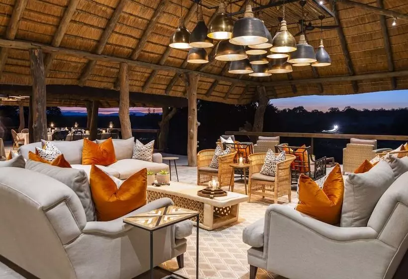 Hotelli Inyati Game Lodge