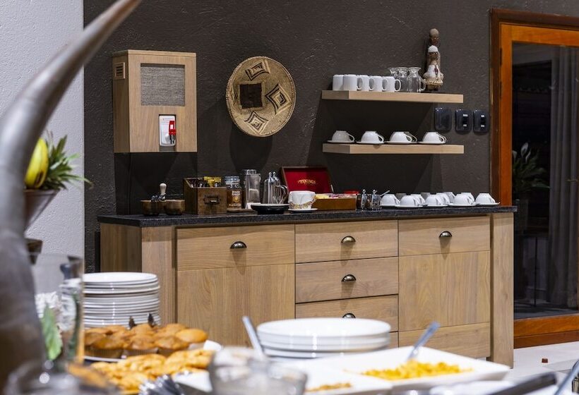 酒店 Inyati Game Lodge