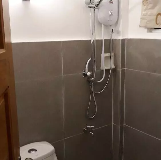 هتل Marnin S Place Boracay