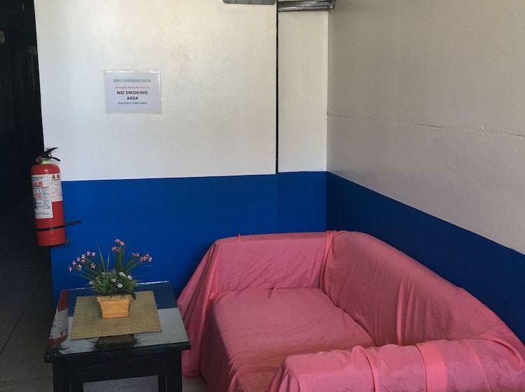 Otel Mimi's Travelers Suites