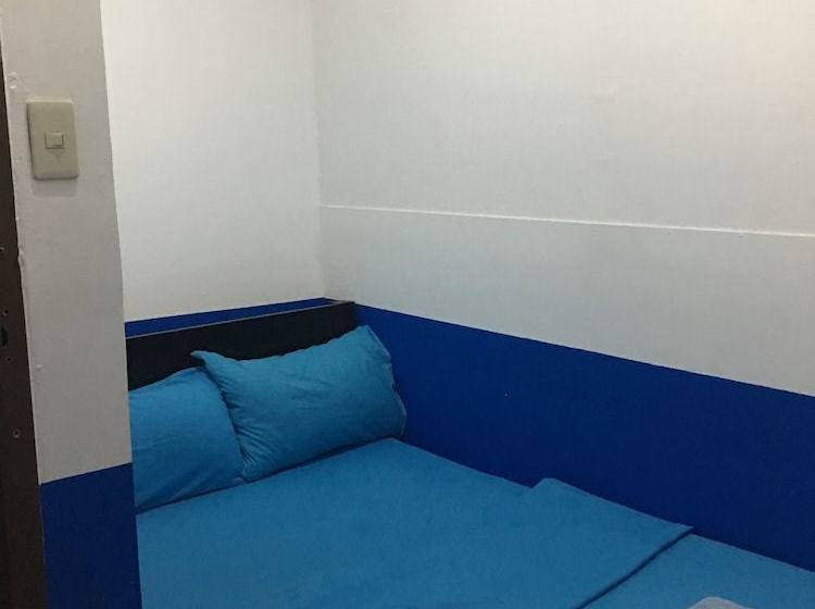 Otel Mimi's Travelers Suites