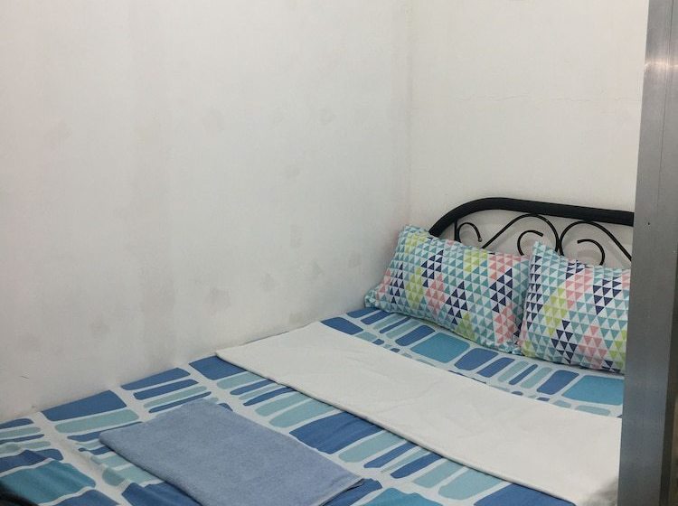 Otel Mimi's Travelers Suites