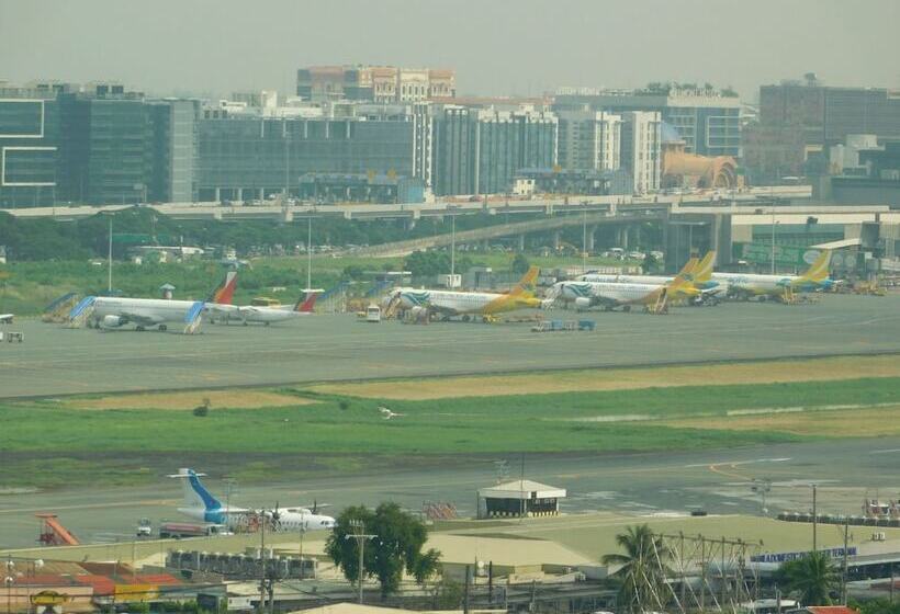 Hotel Ofw At Crowne Bay Tower