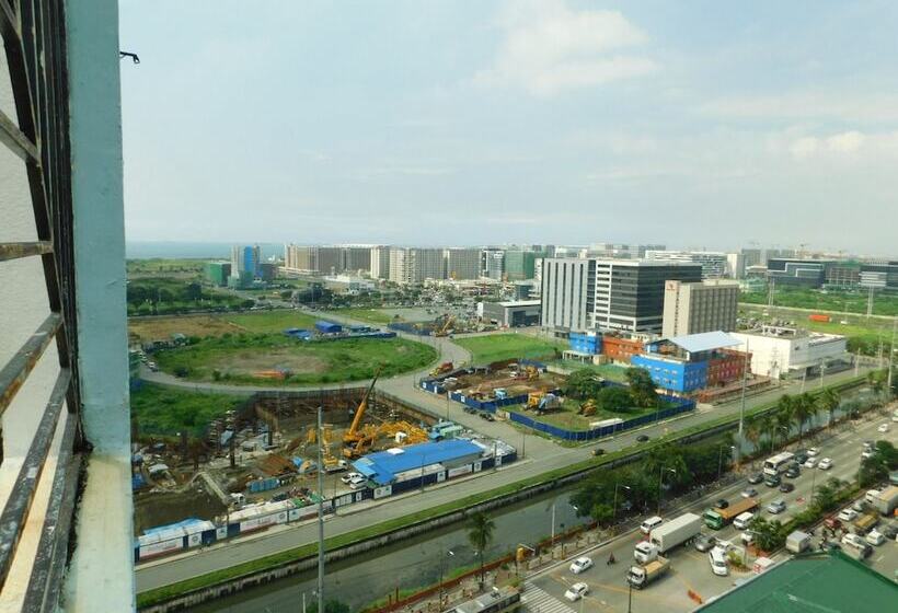 Hotel Ofw At Crowne Bay Tower