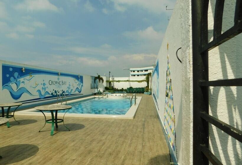 Hotel Ofw At Crowne Bay Tower
