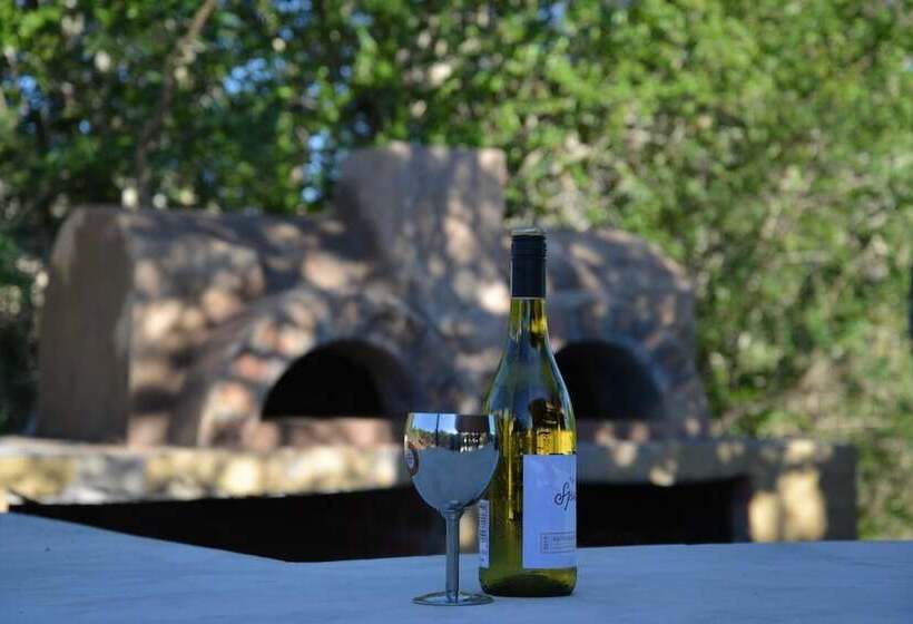 فندق Wild Olive Tree Camp