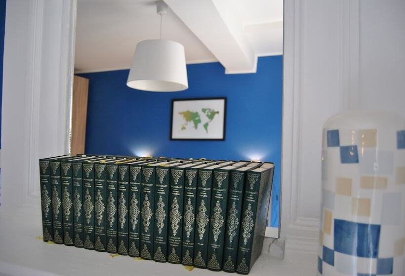 펜션 Au Richebourg Nogent