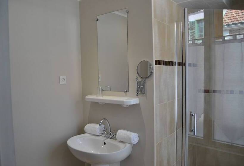 펜션 Au Richebourg Nogent