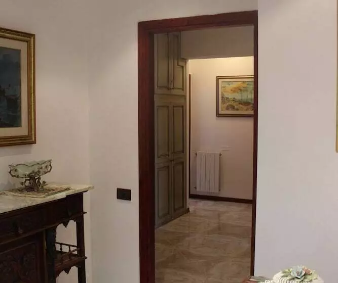 پانسیون Casa Chiarenza