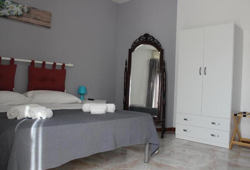 ペンション Casa Chiarenza