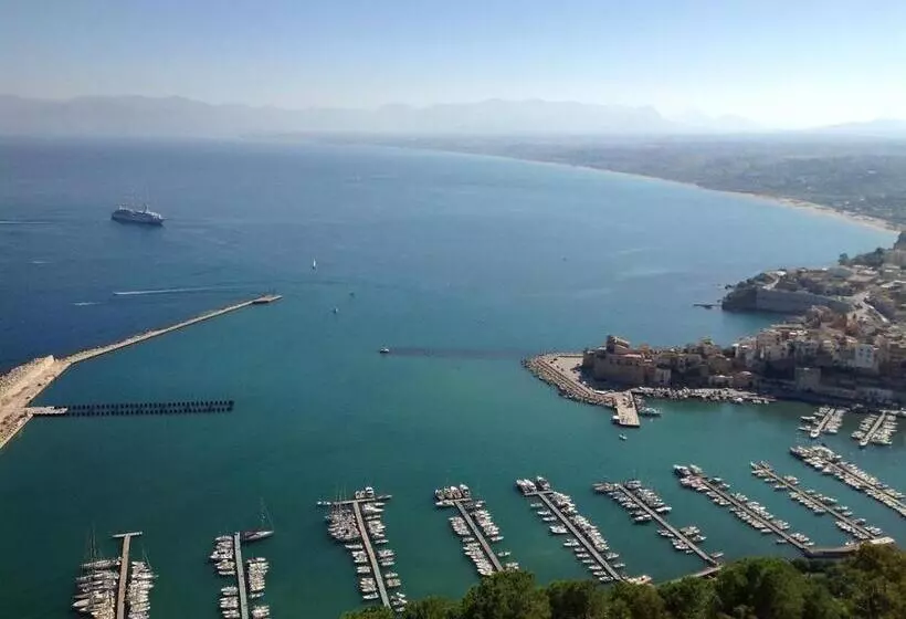 پانسیون Casa Chiarenza