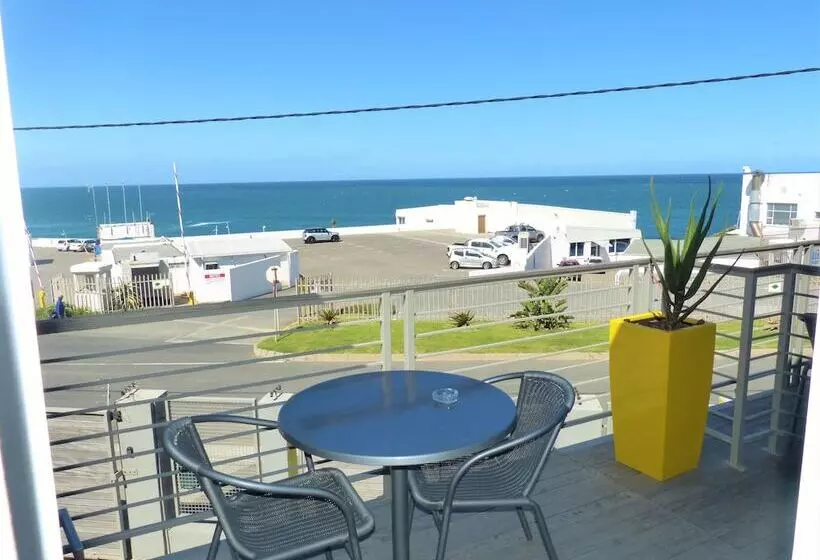 Majatalo The Hampton Exclusive Guest House