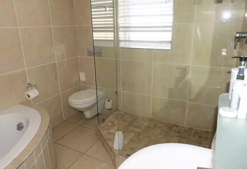 Majatalo The Hampton Exclusive Guest House