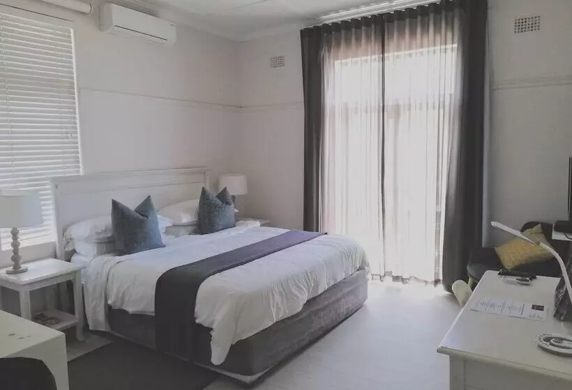 Majatalo The Hampton Exclusive Guest House