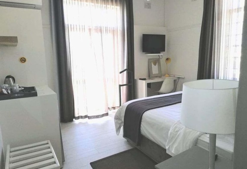 ペンション The Hampton Exclusive Guest House