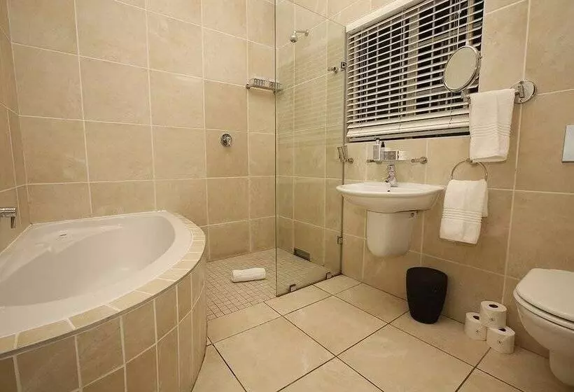 Majatalo The Hampton Exclusive Guest House