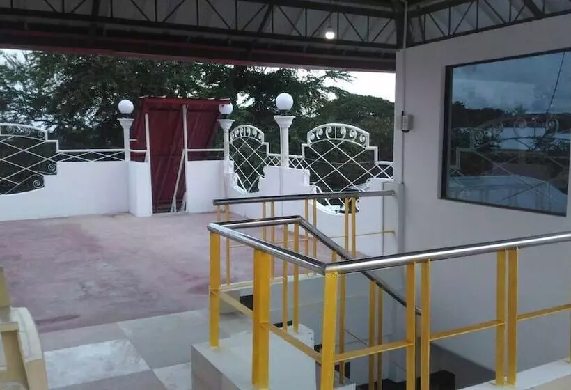 Sealor Pension House