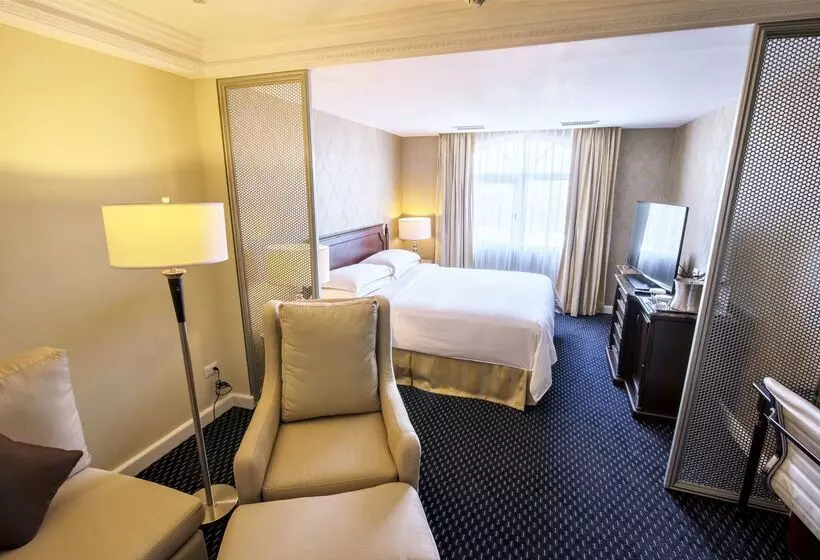 ホテル Hilton Princess Managua