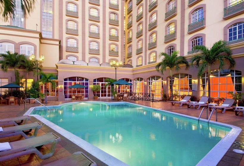 ホテル Hilton Princess Managua