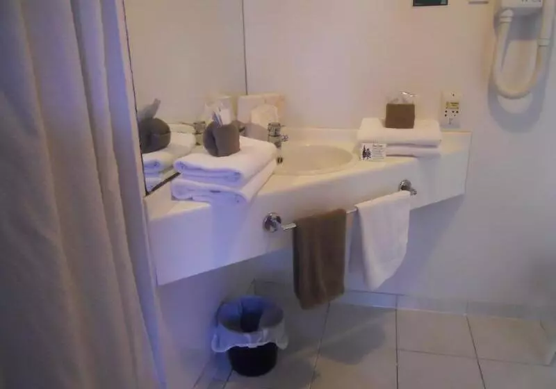 Carnmore Hotel Takapuna