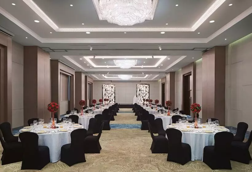 酒店 Sheraton Manila Bay