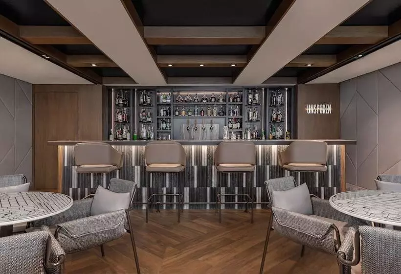 酒店 Sheraton Manila Bay