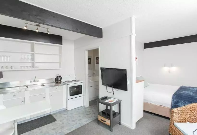 Waikanae Beach Motel