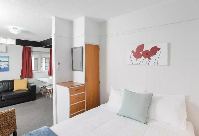 Waikanae Beach Motel