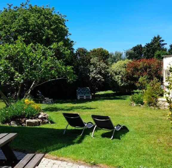 Bed and Breakfast Les Hortensias Gr 34   Chambres D Hôtes