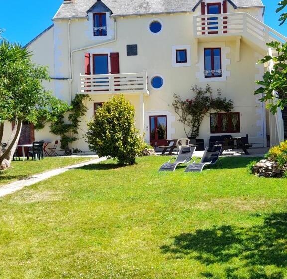 Bed and Breakfast Les Hortensias Gr 34   Chambres D Hôtes