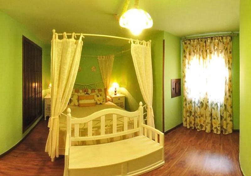 Posada De Los Antiguos Telares