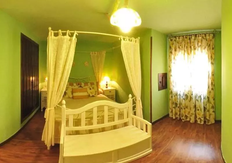 Posada De Los Antiguos Telares