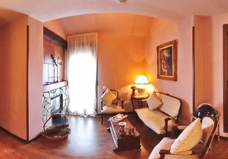 Posada De Los Antiguos Telares