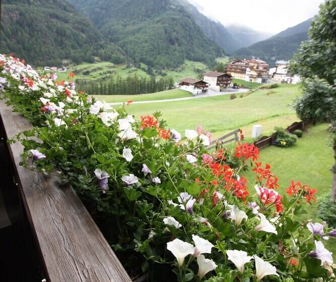 مسافرخانه Haus Sonnenhang