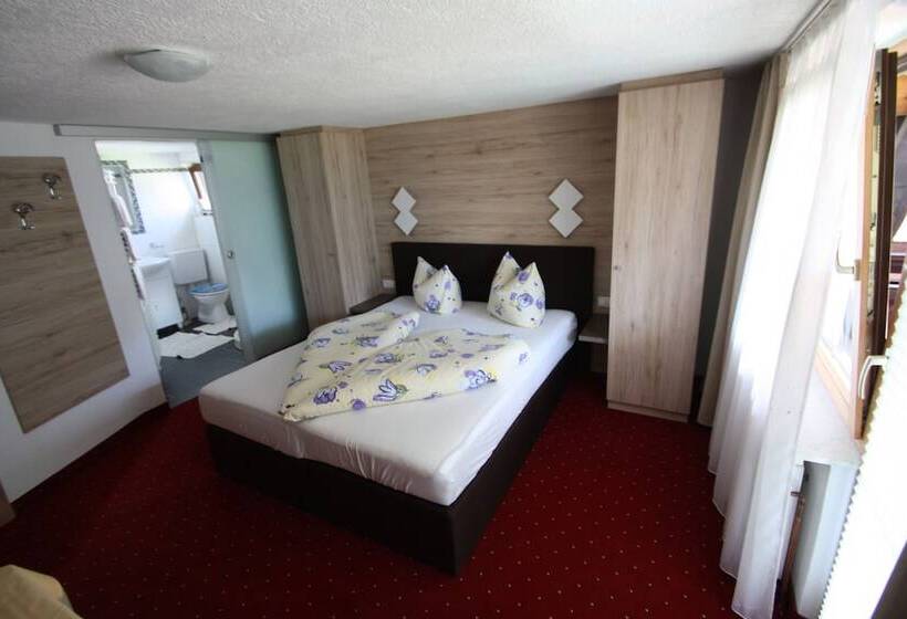 مسافرخانه Haus Sonnenhang