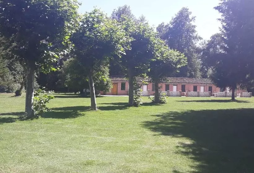 مسافرخانه La Ribera